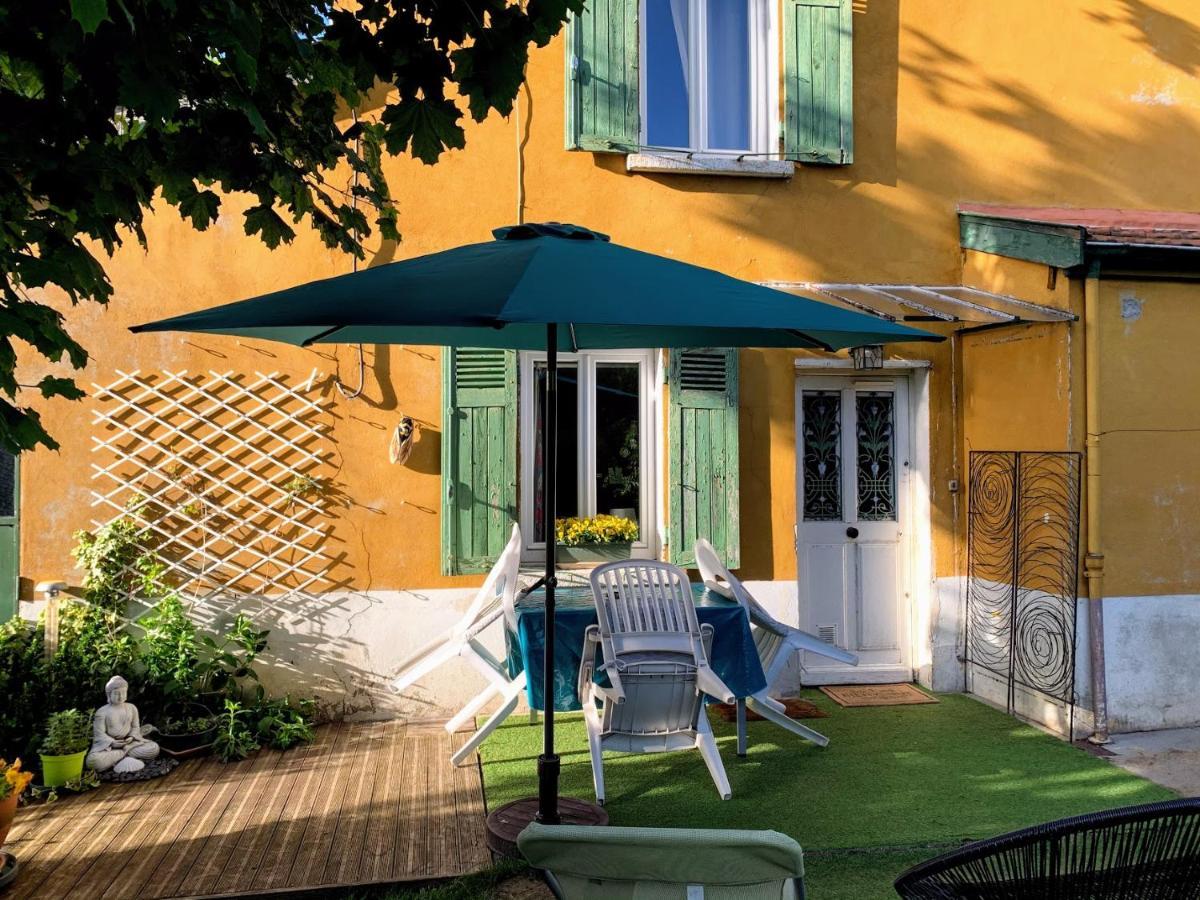 "La Petite Maison" Sainte-Foy-lès-Lyon 외부 사진